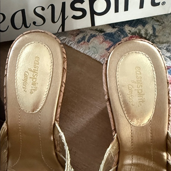 Easy Spirit Metallic Gold Women's Sandals - Picture 2 of 7